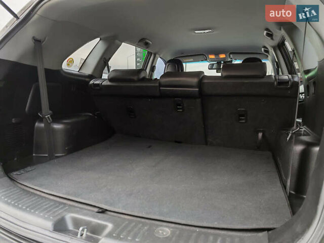 Серый Киа Соренто, объемом двигателя 2.2 л и пробегом 145 тыс. км за 15500 $, фото 70 на Automoto.ua