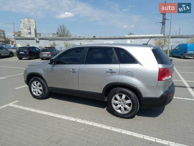 Серый Киа Соренто, объемом двигателя 2.36 л и пробегом 254 тыс. км за 9800 $, фото 1 на Automoto.ua