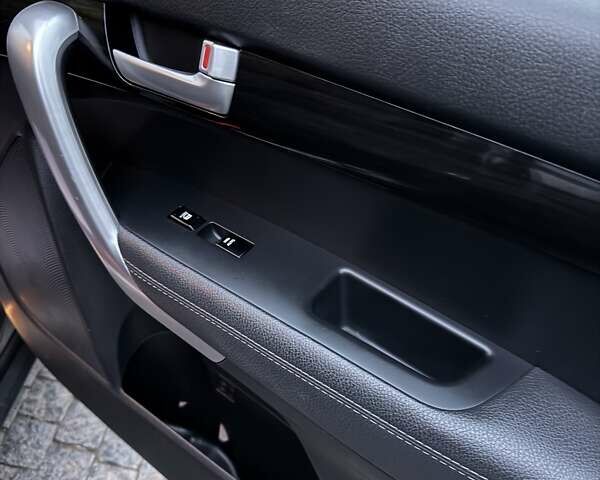 Серый Киа Соренто, объемом двигателя 2.2 л и пробегом 217 тыс. км за 15200 $, фото 30 на Automoto.ua