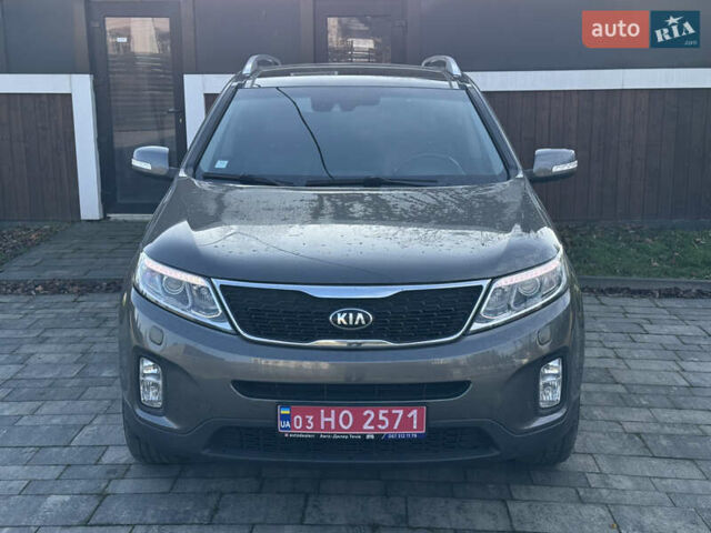 Серый Киа Соренто, объемом двигателя 2.2 л и пробегом 265 тыс. км за 15800 $, фото 5 на Automoto.ua