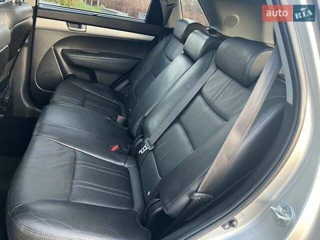 Серый Киа Соренто, объемом двигателя 2.2 л и пробегом 170 тыс. км за 17799 $, фото 112 на Automoto.ua