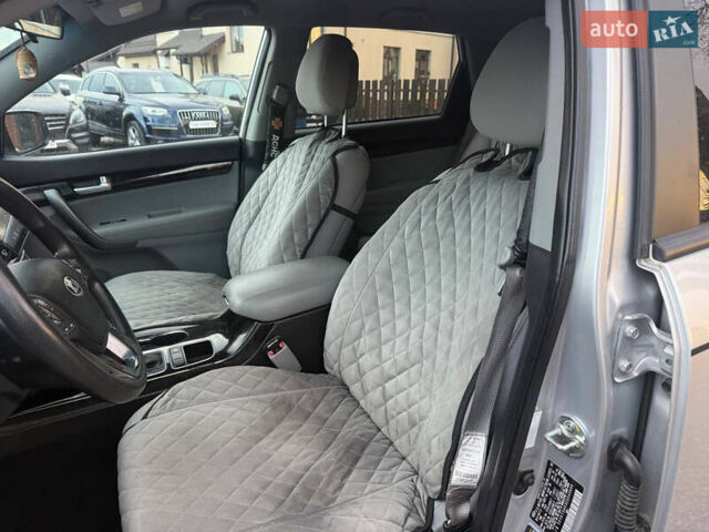 Серый Киа Соренто, объемом двигателя 2.36 л и пробегом 195 тыс. км за 10900 $, фото 29 на Automoto.ua