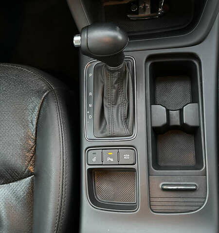 Сірий Кіа Соренто, об'ємом двигуна 2.2 л та пробігом 230 тис. км за 17100 $, фото 51 на Automoto.ua