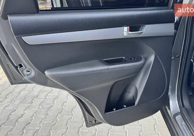 Серый Киа Соренто, объемом двигателя 2.2 л и пробегом 243 тыс. км за 16899 $, фото 20 на Automoto.ua