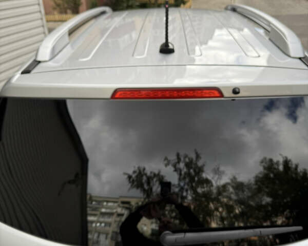 Киа Соренто 2013 в Сумах на Automoto.ua Серый Киа Соренто, объемом двигателя 2.36 л и пробегом 170 тыс. км за 11000 $, фото 3 на Automoto.ua