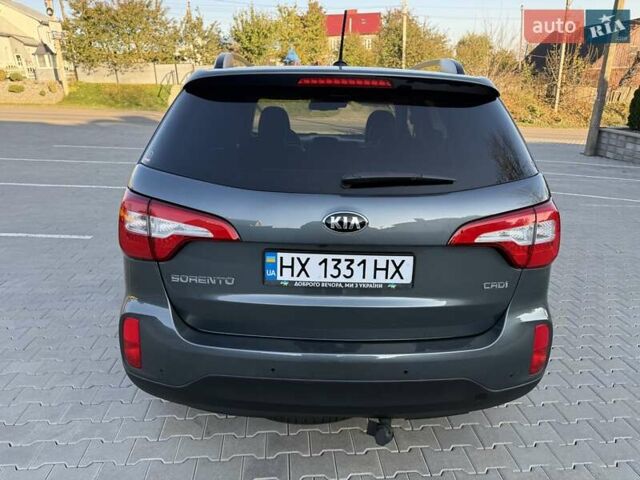 Кіа Соренто 2013 у Чернівцях на Automoto.ua Сірий Кіа Соренто, об'ємом двигуна 2.2 л та пробігом 216 тис. км за 15800 $, фото 4 на Automoto.ua