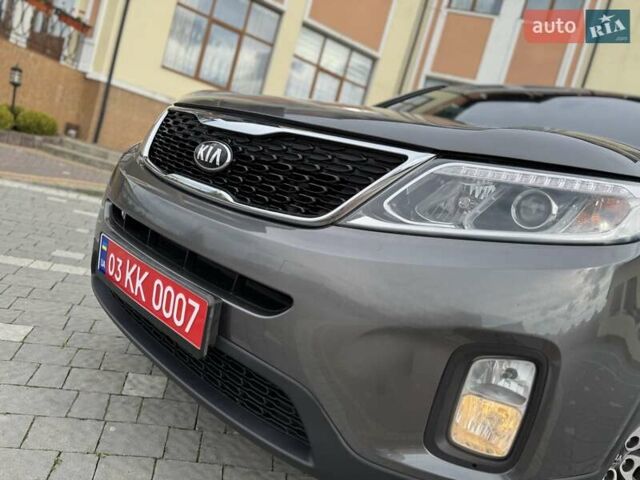 Серый Киа Соренто, объемом двигателя 2 л и пробегом 201 тыс. км за 16650 $, фото 27 на Automoto.ua