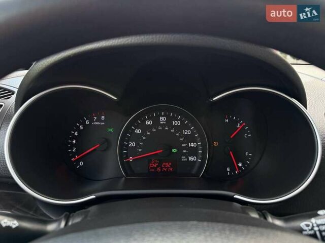 Киа Соренто 2013 в Стрые на Automoto.ua Серый Киа Соренто, объемом двигателя 2.36 л и пробегом 154 тыс. км за 10500 $, фото 13 на Automoto.ua