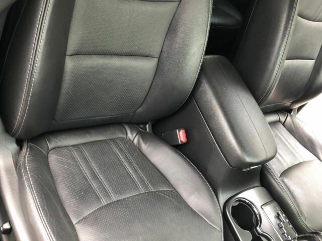 Серый Киа Соренто, объемом двигателя 2.4 л и пробегом 147 тыс. км за 11000 $, фото 9 на Automoto.ua