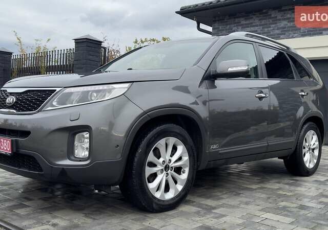 Сірий Кіа Соренто, об'ємом двигуна 2.2 л та пробігом 230 тис. км за 17100 $, фото 6 на Automoto.ua