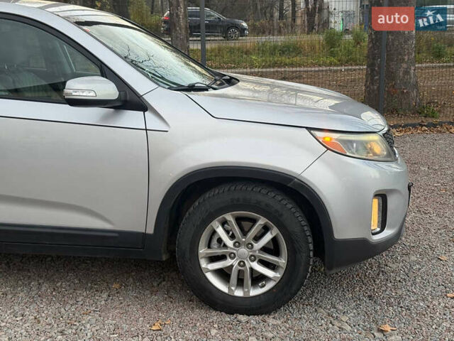 Серый Киа Соренто, объемом двигателя 2.36 л и пробегом 195 тыс. км за 10900 $, фото 22 на Automoto.ua