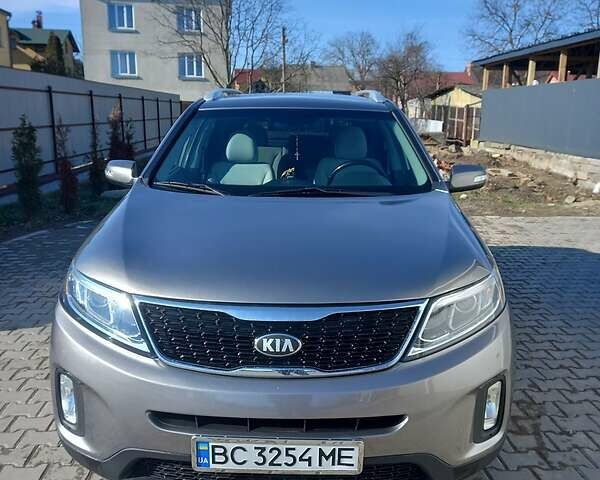 Серый Киа Соренто, объемом двигателя 2.4 л и пробегом 246 тыс. км за 12200 $, фото 1 на Automoto.ua