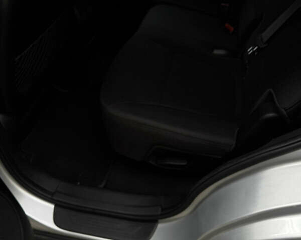 Киа Соренто 2013 в Сумах на Automoto.ua Серый Киа Соренто, объемом двигателя 2.36 л и пробегом 170 тыс. км за 11000 $, фото 15 на Automoto.ua