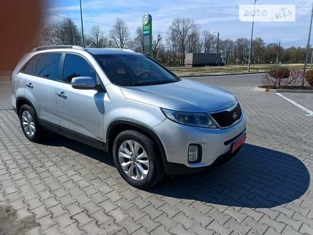 Серый Киа Соренто, объемом двигателя 2 л и пробегом 318 тыс. км за 15700 $, фото 3 на Automoto.ua