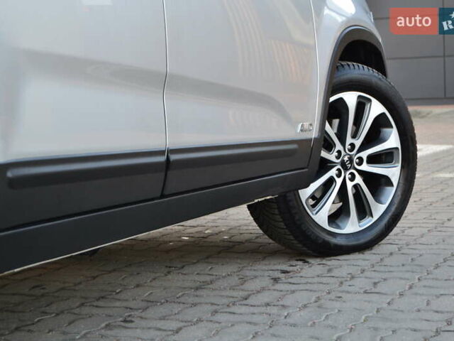 Серый Киа Соренто, объемом двигателя 2.2 л и пробегом 170 тыс. км за 17799 $, фото 79 на Automoto.ua