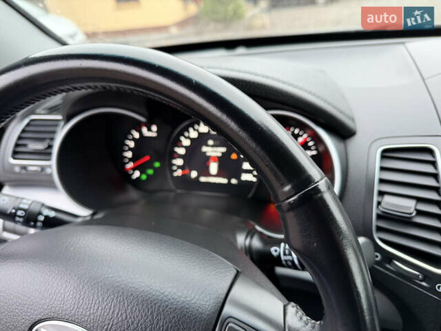 Серый Киа Соренто, объемом двигателя 2.2 л и пробегом 143 тыс. км за 17400 $, фото 66 на Automoto.ua