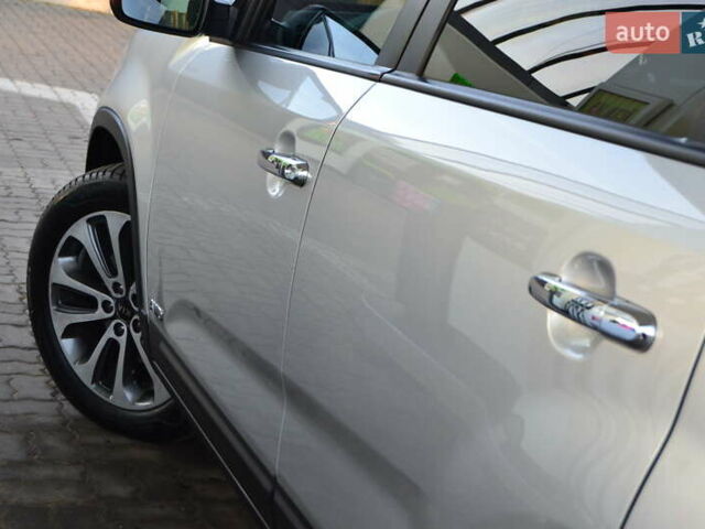 Серый Киа Соренто, объемом двигателя 2.2 л и пробегом 170 тыс. км за 17799 $, фото 56 на Automoto.ua