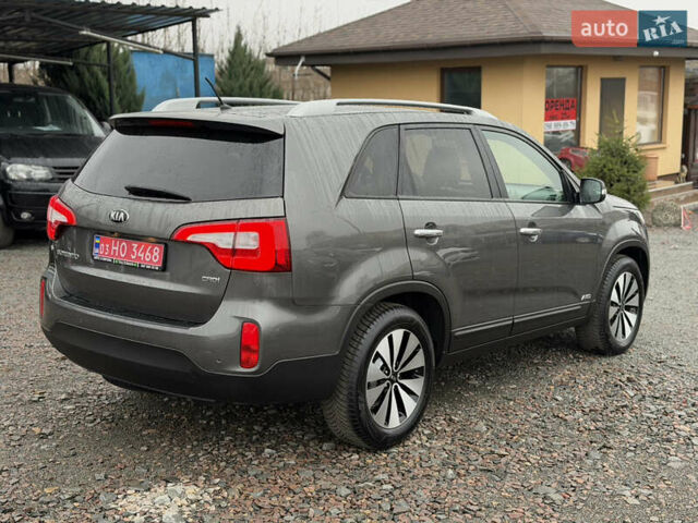 Серый Киа Соренто, объемом двигателя 2.2 л и пробегом 143 тыс. км за 17400 $, фото 3 на Automoto.ua