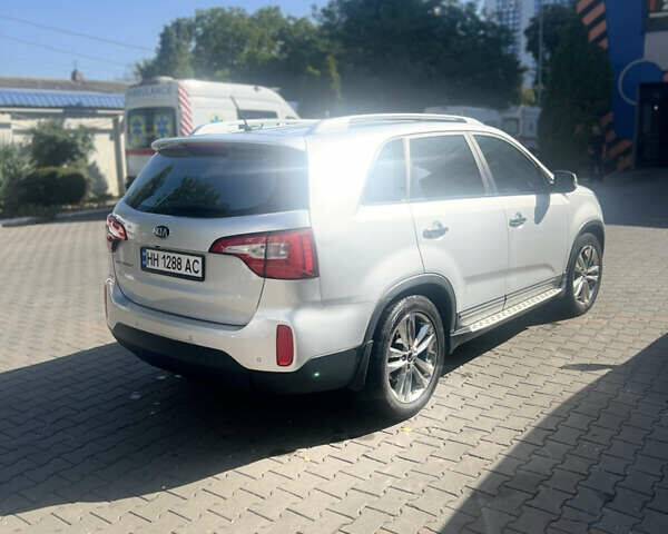 Сірий Кіа Соренто, об'ємом двигуна 2 л та пробігом 217 тис. км за 14800 $, фото 3 на Automoto.ua