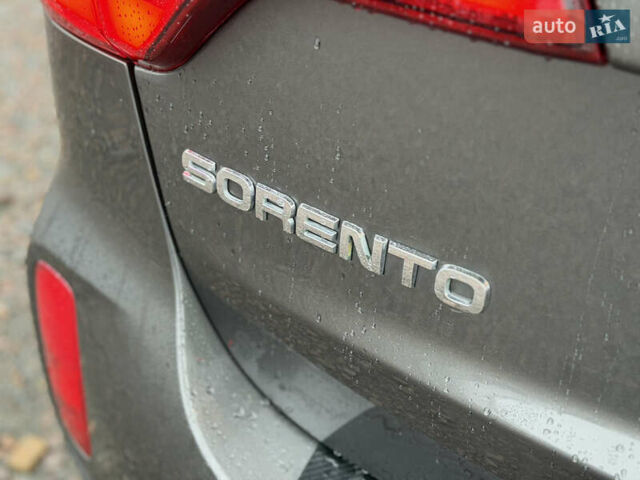 Серый Киа Соренто, объемом двигателя 2.2 л и пробегом 143 тыс. км за 17400 $, фото 13 на Automoto.ua