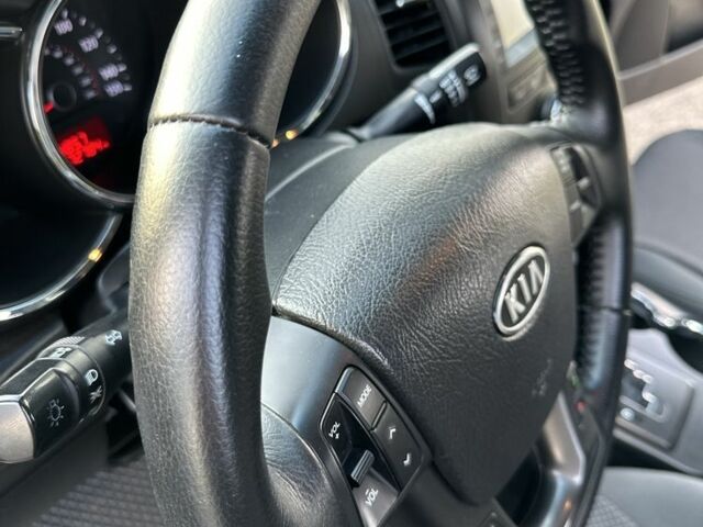 Серый Киа Соренто, объемом двигателя 2.4 л и пробегом 115 тыс. км за 11799 $, фото 11 на Automoto.ua