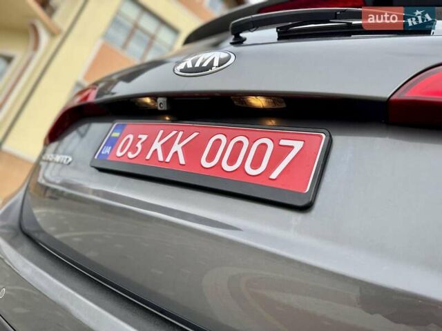 Серый Киа Соренто, объемом двигателя 2 л и пробегом 201 тыс. км за 16650 $, фото 55 на Automoto.ua