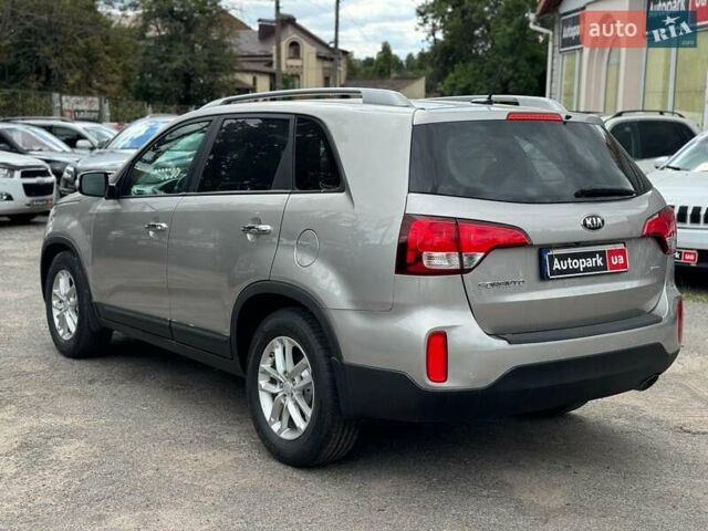 Серый Киа Соренто, объемом двигателя 2.4 л и пробегом 198 тыс. км за 12830 $, фото 8 на Automoto.ua