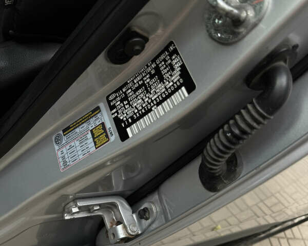 Киа Соренто 2013 в Сумах на Automoto.ua Серый Киа Соренто, объемом двигателя 2.36 л и пробегом 170 тыс. км за 11000 $, фото 9 на Automoto.ua