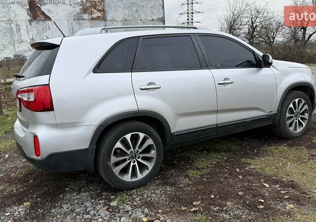 Сірий Кіа Соренто, об'ємом двигуна 2 л та пробігом 229 тис. км за 16275 $, фото 12 на Automoto.ua
