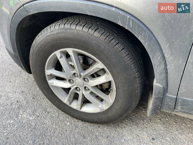 Сірий Кіа Соренто, об'ємом двигуна 2.36 л та пробігом 212 тис. км за 10000 $, фото 6 на Automoto.ua