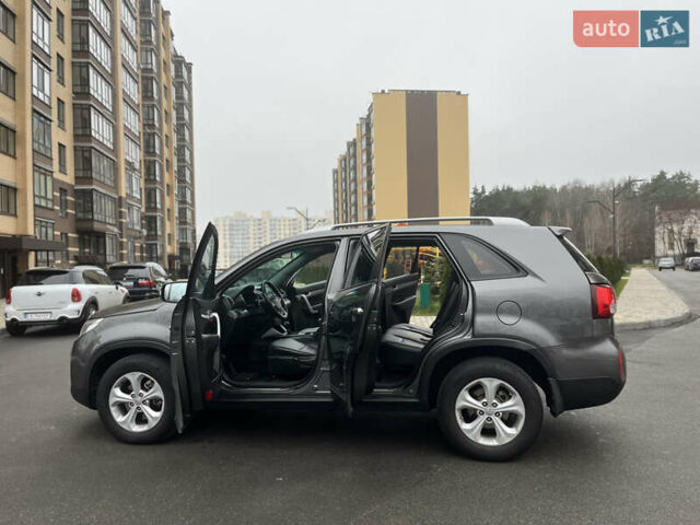 Серый Киа Соренто, объемом двигателя 2.2 л и пробегом 186 тыс. км за 14800 $, фото 22 на Automoto.ua