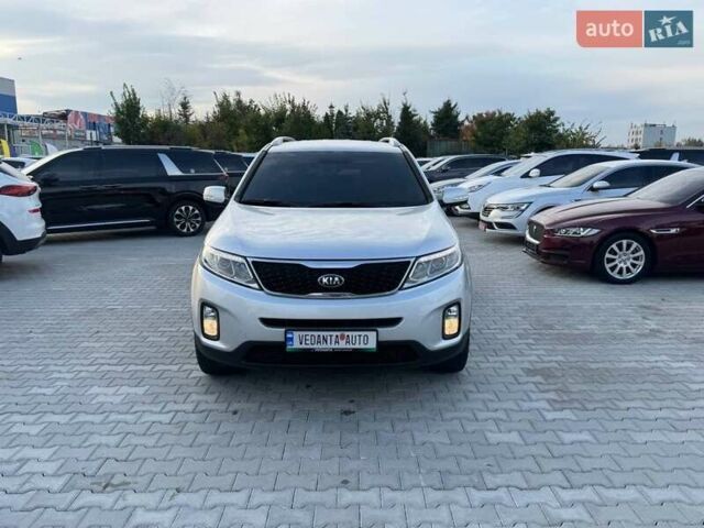 Серый Киа Соренто, объемом двигателя 2.2 л и пробегом 130 тыс. км за 16900 $, фото 2 на Automoto.ua