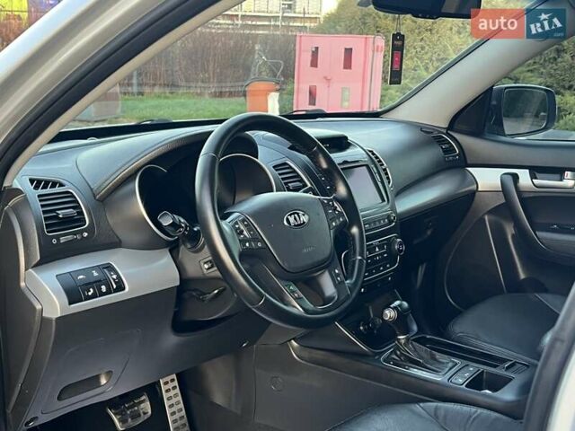 Серый Киа Соренто, объемом двигателя 2.2 л и пробегом 170 тыс. км за 17799 $, фото 105 на Automoto.ua