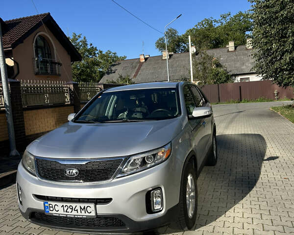 Сірий Кіа Соренто, об'ємом двигуна 2.36 л та пробігом 194 тис. км за 11400 $, фото 1 на Automoto.ua