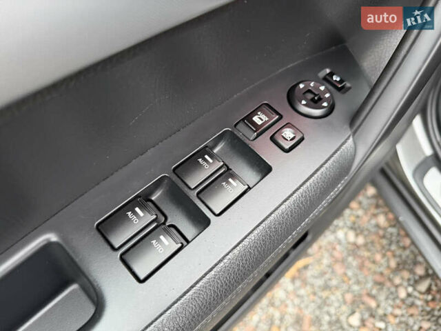 Серый Киа Соренто, объемом двигателя 2.2 л и пробегом 143 тыс. км за 17400 $, фото 54 на Automoto.ua