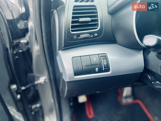 Серый Киа Соренто, объемом двигателя 2.2 л и пробегом 212 тыс. км за 16300 $, фото 16 на Automoto.ua