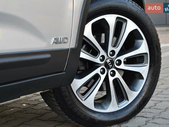 Серый Киа Соренто, объемом двигателя 2.2 л и пробегом 170 тыс. км за 17799 $, фото 69 на Automoto.ua