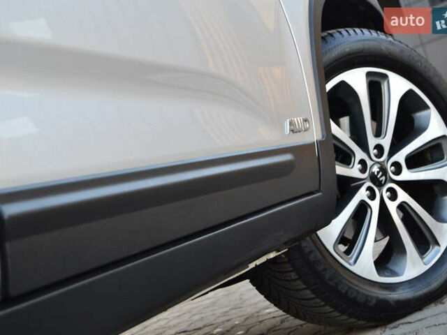 Серый Киа Соренто, объемом двигателя 2.2 л и пробегом 170 тыс. км за 17799 $, фото 75 на Automoto.ua
