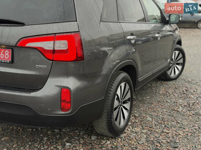 Серый Киа Соренто, объемом двигателя 2.2 л и пробегом 143 тыс. км за 17400 $, фото 51 на Automoto.ua