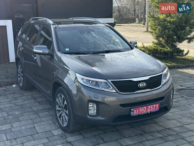 Серый Киа Соренто, объемом двигателя 2.2 л и пробегом 265 тыс. км за 15800 $, фото 3 на Automoto.ua