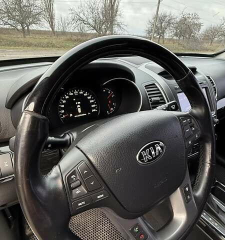 Сірий Кіа Соренто, об'ємом двигуна 2 л та пробігом 229 тис. км за 16275 $, фото 31 на Automoto.ua