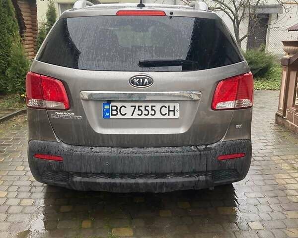Серый Киа Соренто, объемом двигателя 2.4 л и пробегом 165 тыс. км за 12100 $, фото 6 на Automoto.ua