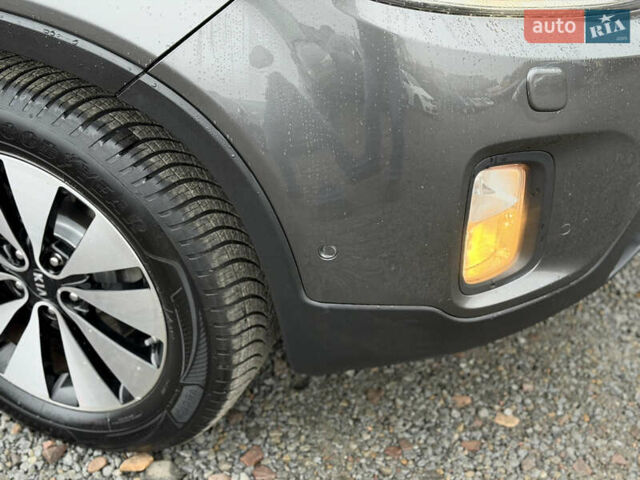 Серый Киа Соренто, объемом двигателя 2.2 л и пробегом 143 тыс. км за 17400 $, фото 78 на Automoto.ua