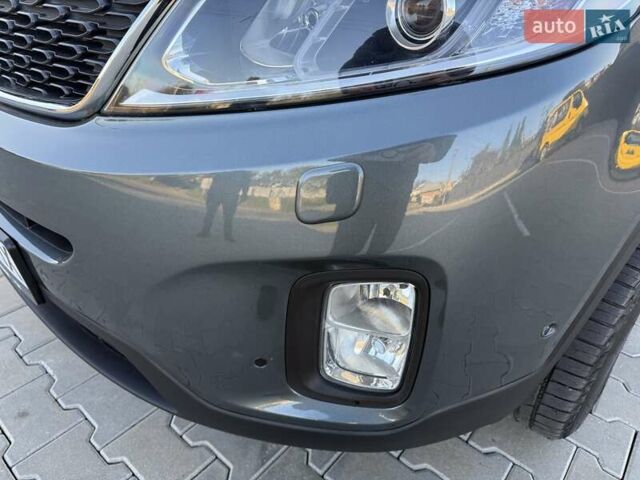 Кіа Соренто 2013 у Чернівцях на Automoto.ua Сірий Кіа Соренто, об'ємом двигуна 2.2 л та пробігом 216 тис. км за 15800 $, фото 31 на Automoto.ua