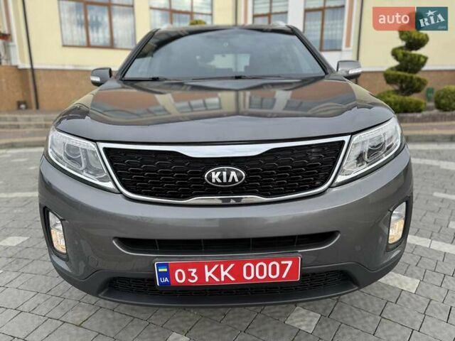 Серый Киа Соренто, объемом двигателя 2 л и пробегом 201 тыс. км за 16650 $, фото 17 на Automoto.ua