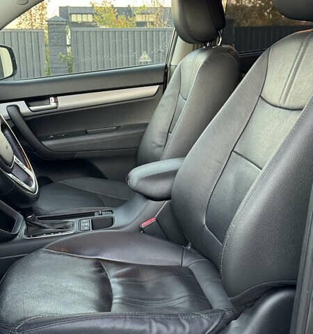 Сірий Кіа Соренто, об'ємом двигуна 2.2 л та пробігом 230 тис. км за 17100 $, фото 40 на Automoto.ua