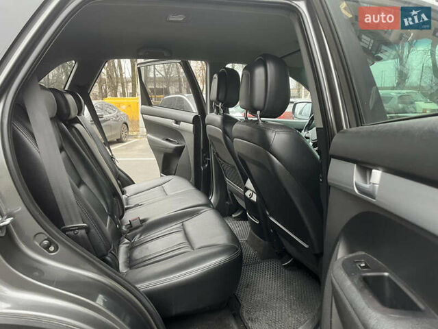 Серый Киа Соренто, объемом двигателя 2.2 л и пробегом 186 тыс. км за 14800 $, фото 33 на Automoto.ua