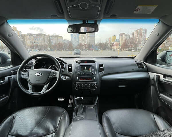 Сірий Кіа Соренто, об'ємом двигуна 2.2 л та пробігом 214 тис. км за 16200 $, фото 19 на Automoto.ua
