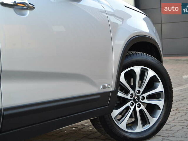 Серый Киа Соренто, объемом двигателя 2.2 л и пробегом 170 тыс. км за 17799 $, фото 76 на Automoto.ua