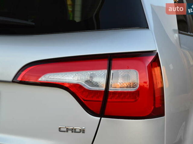 Серый Киа Соренто, объемом двигателя 2.2 л и пробегом 170 тыс. км за 17799 $, фото 61 на Automoto.ua